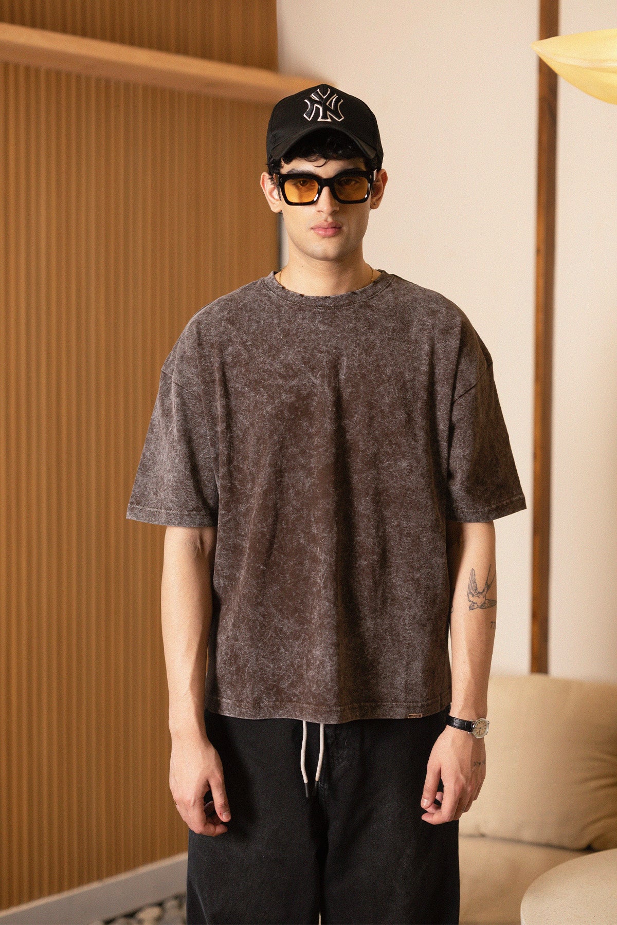 RIPPED ACID WASH BOXY TEE SOLEMNITY